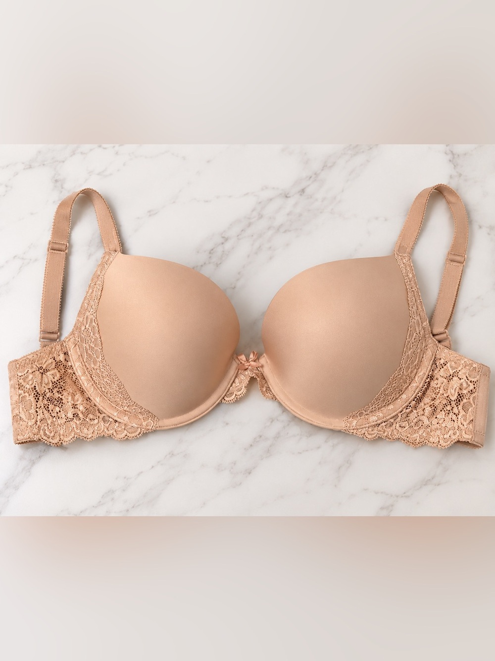 Victoria’s Secret Dream Angels Push-Up Bra Nude Lace 34D